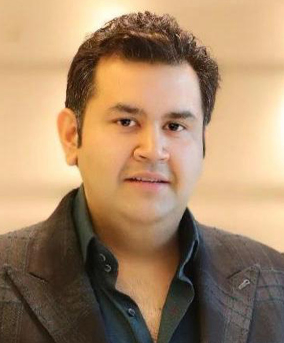 Akash Kapoor, Director, Elan Group